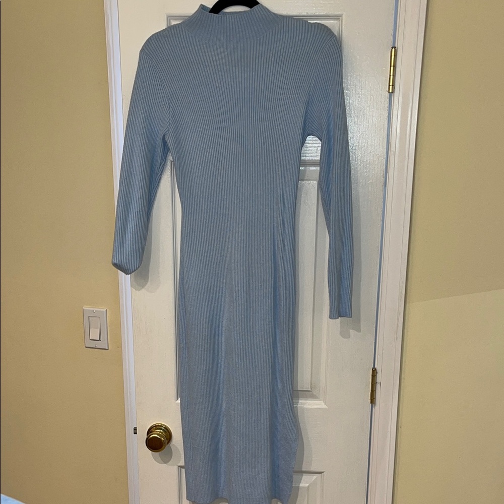 Elegant Blue Ribbed Knit Dress